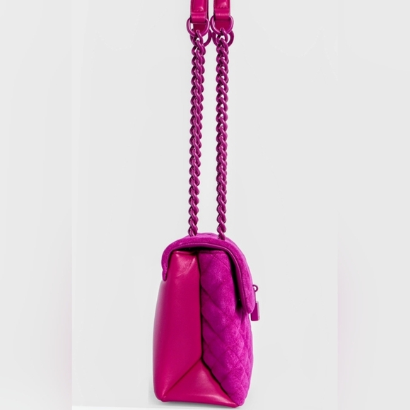 Kurt Geiger London Brixton Lock Shoulder Bag. - Picture 5 of 11